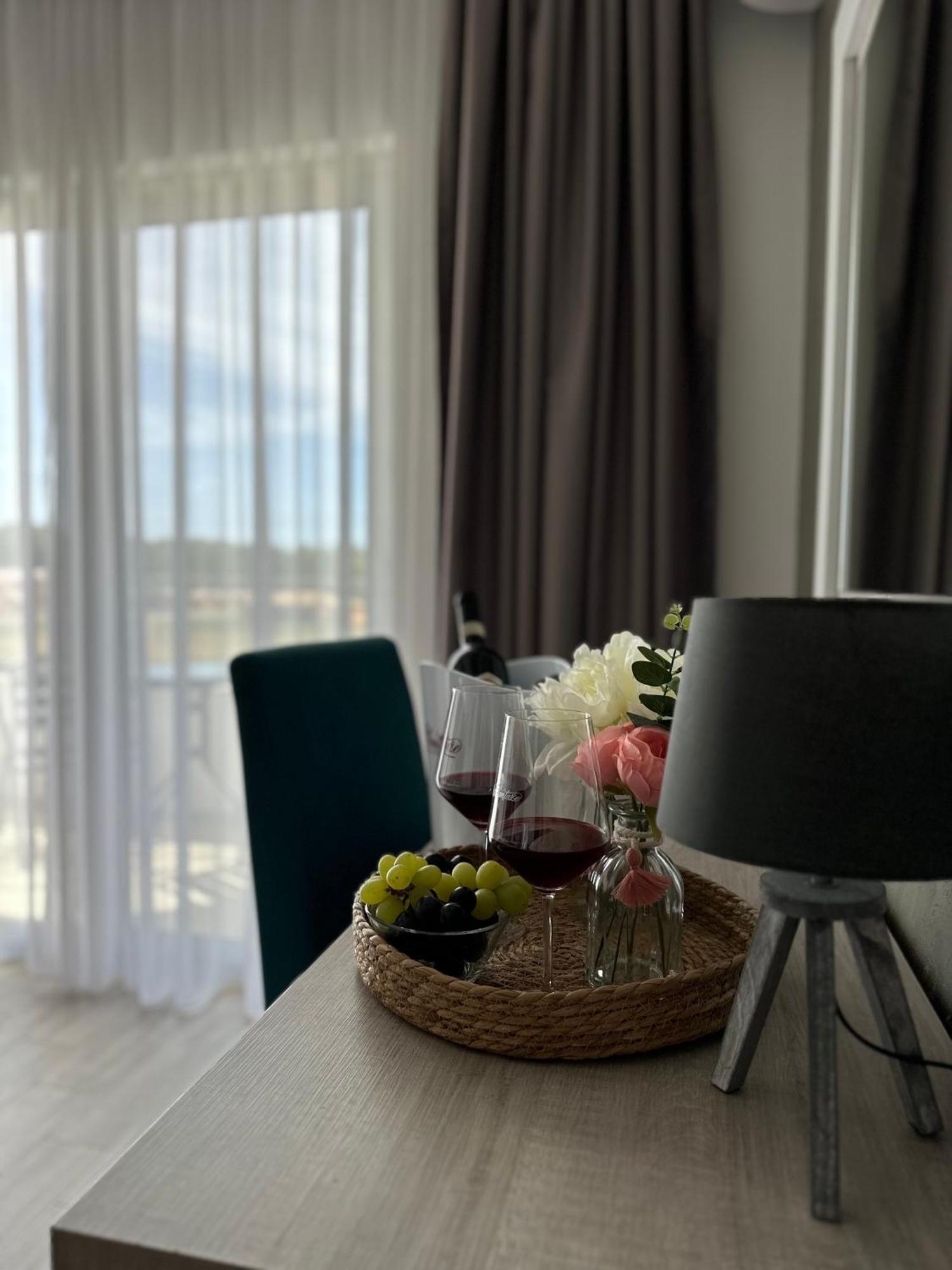 Heaven Lux Ulcinj Ξενοδοχείο Εξωτερικό φωτογραφία
